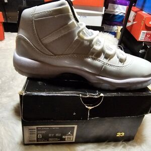 Jordan Kids High-Top Sneakers - Cream